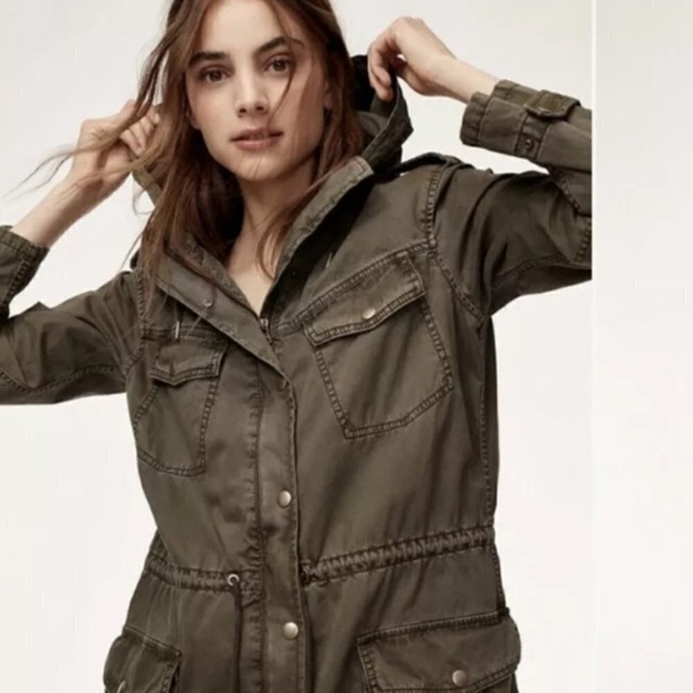 TALULA Aritzia Green Utility Anorak Trooper Jacket